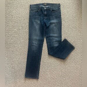 🍀Lucky Brand Indigo Straight Leg Jeans
